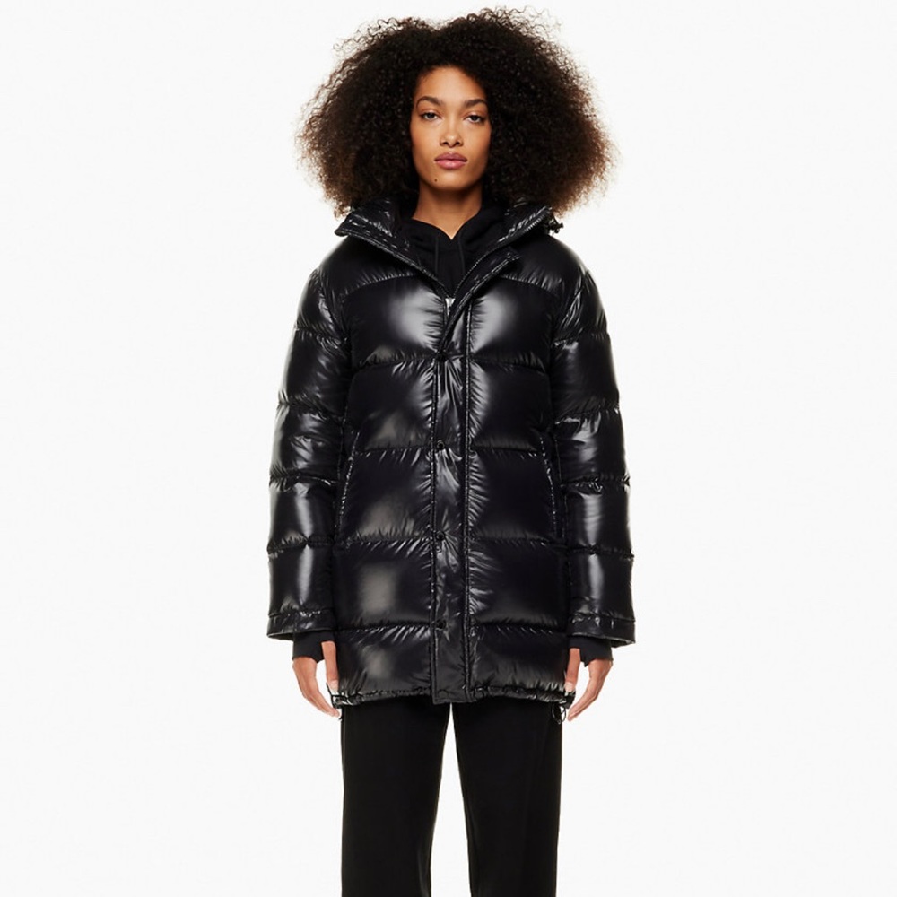 Aritzia Super Puff Mid Length